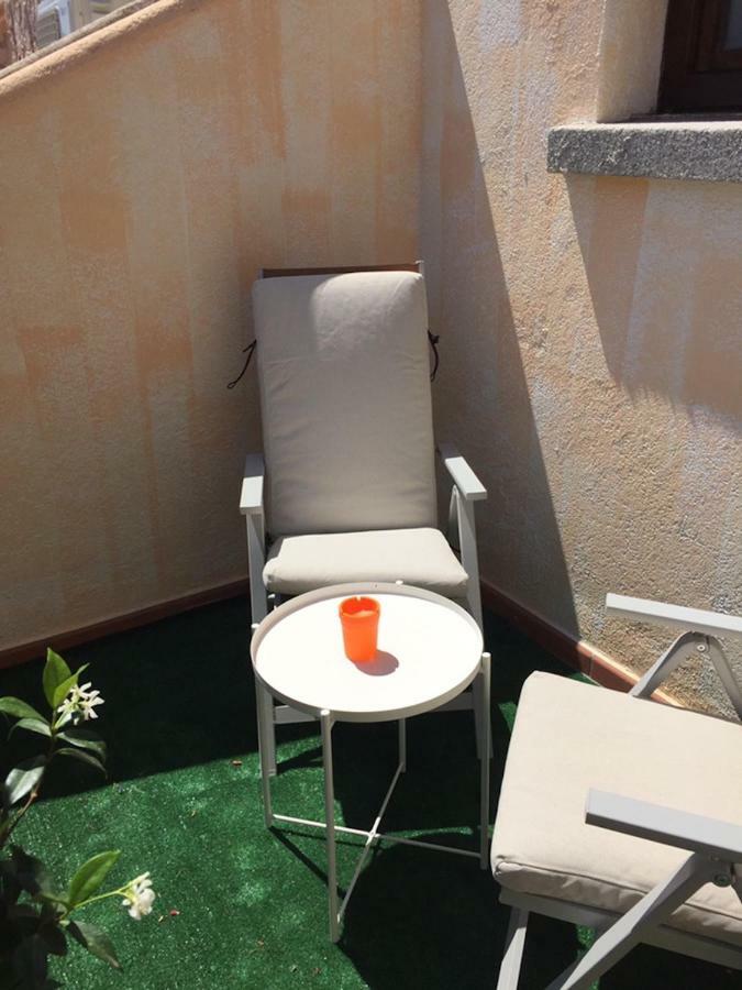 Esmeralda'S Rooms Porto San Paolo  Εξωτερικό φωτογραφία