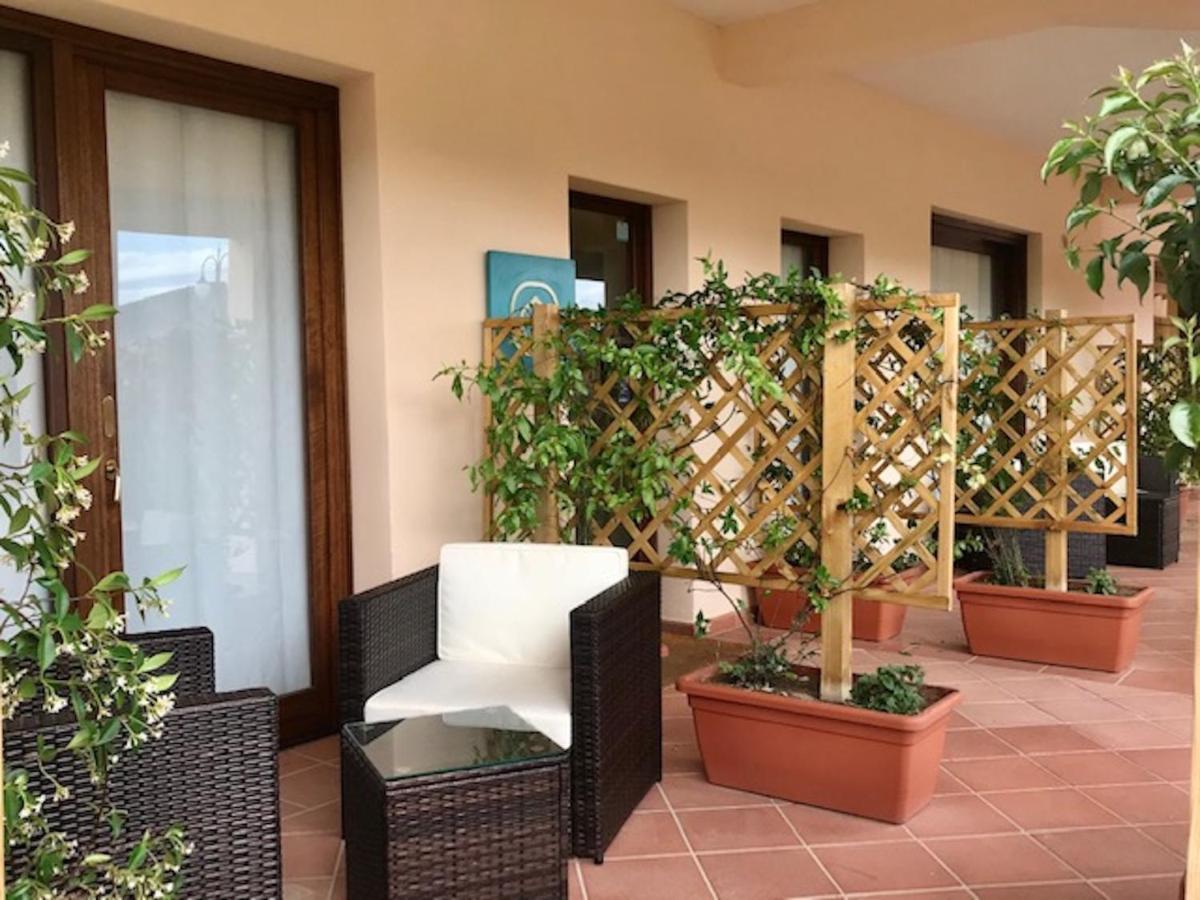 Esmeralda'S Rooms Porto San Paolo  Εξωτερικό φωτογραφία